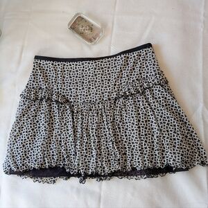 Diane Von Furstenberg Women's 100% Silk Ruffle Mini Skirt UK8 US4 Black & White